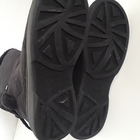 Faux Fur Suede Black Boots with Back Lace - Picture 8 of 8